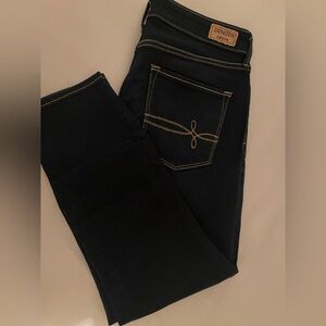 Women's Dark Wash Levi's Ankle Jeans